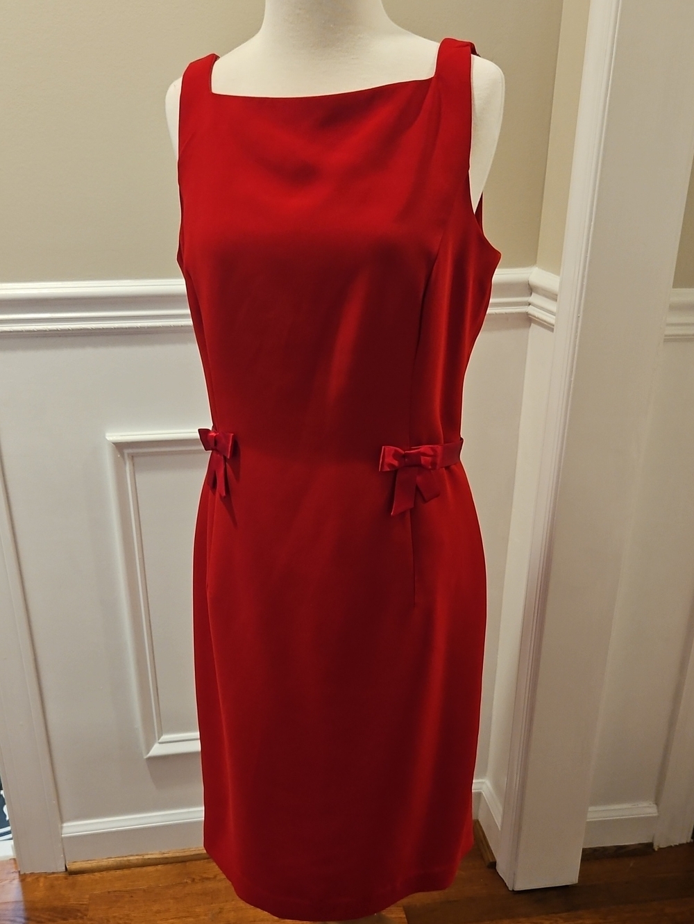dressbarn Red Sleeveless Sheath Dress with Waist Bows